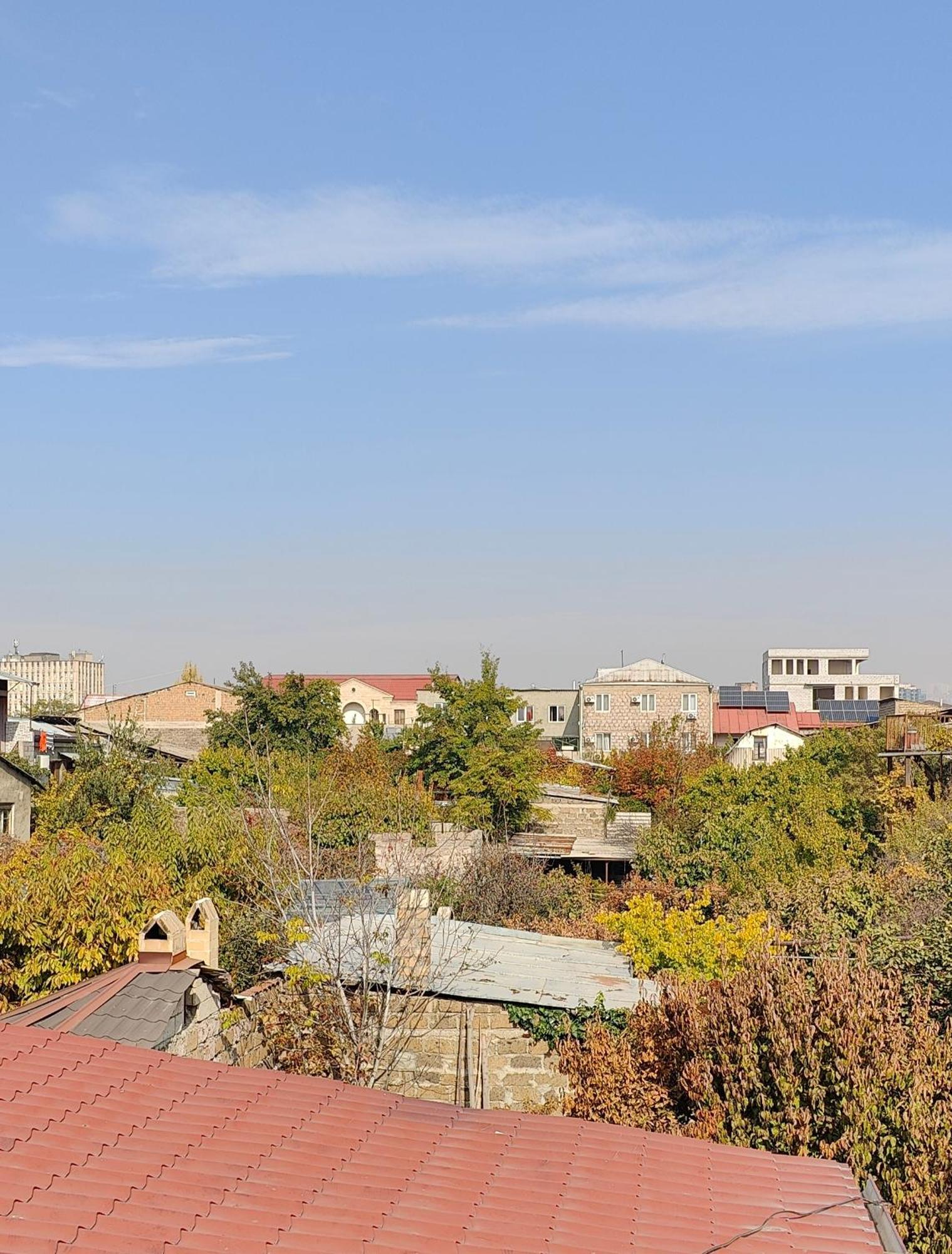 Areg Hotel Jerevan Buitenkant foto