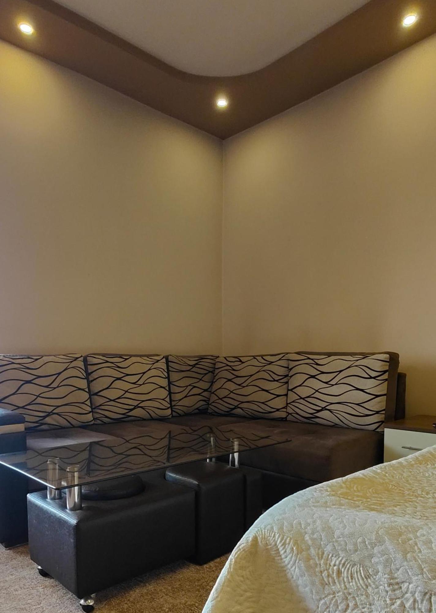 Areg Hotel Jerevan Buitenkant foto